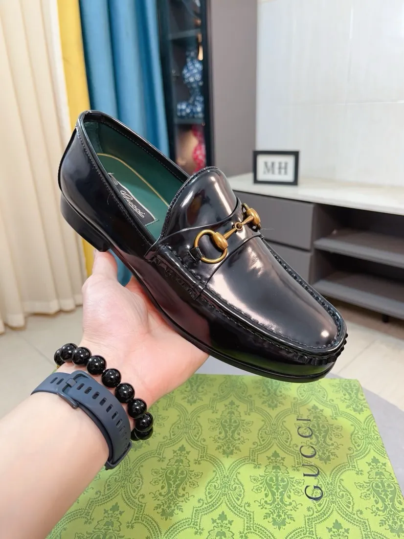 Men's Men's Shoes💰560🌹🌹[GUCCI] Gucci leather shoes are the most popular classic. Synchronized with the official website, the upper is made of Italian first-layer cowhide ➕cowhide lining, with unique brand and unique craftsmanship. Highlighting the hot style of the new year. Stop hesitating, stop wandering, get it now. Number: 38--44
